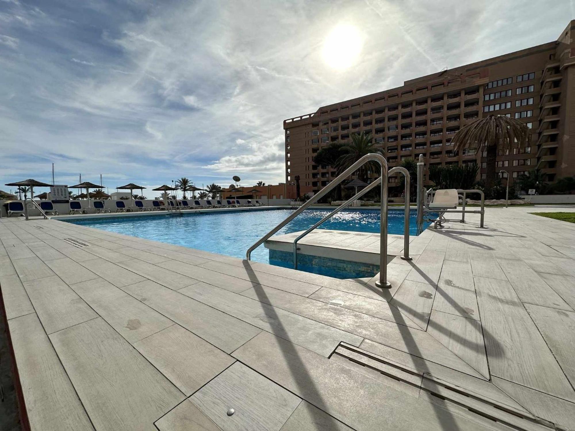 Estudio Pyr Privado Frente Al Puerto De Fuengirola Buitenkant foto