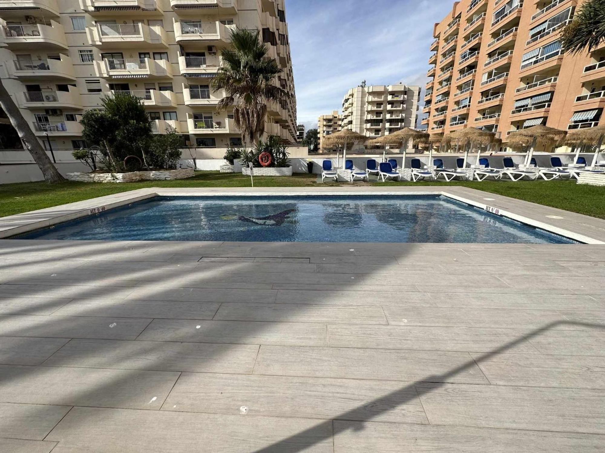 Estudio Pyr Privado Frente Al Puerto De Fuengirola Buitenkant foto