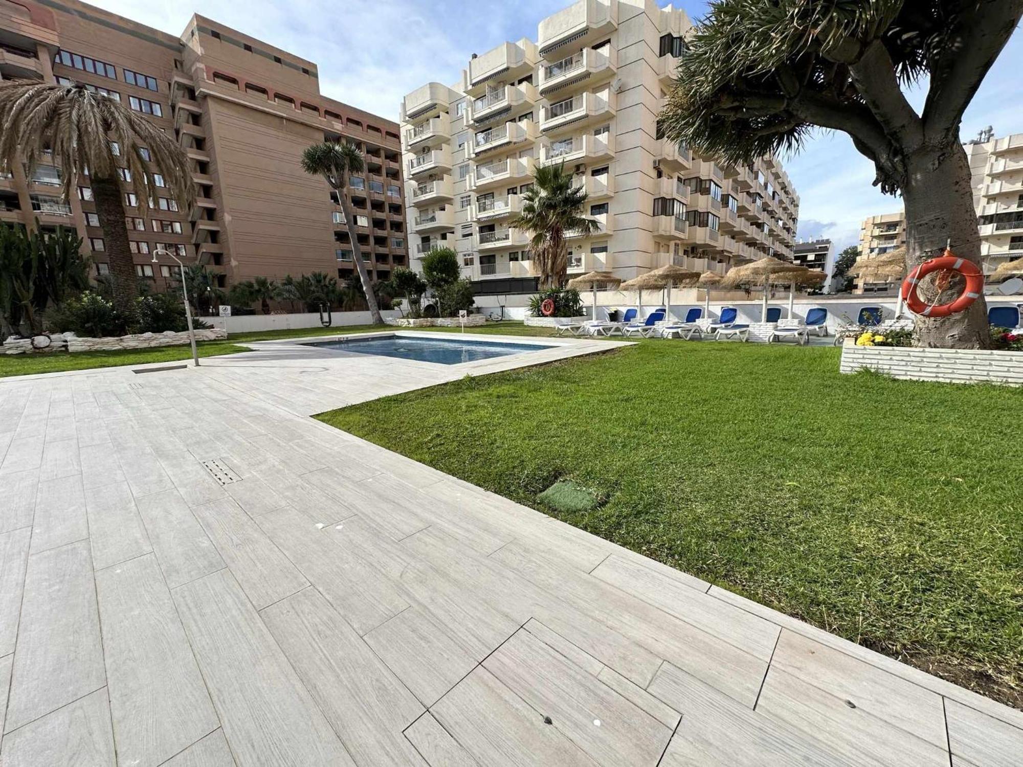 Estudio Pyr Privado Frente Al Puerto De Fuengirola Buitenkant foto