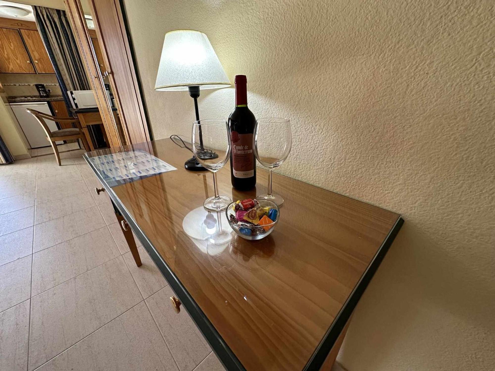 Estudio Pyr Privado Frente Al Puerto De Fuengirola Buitenkant foto